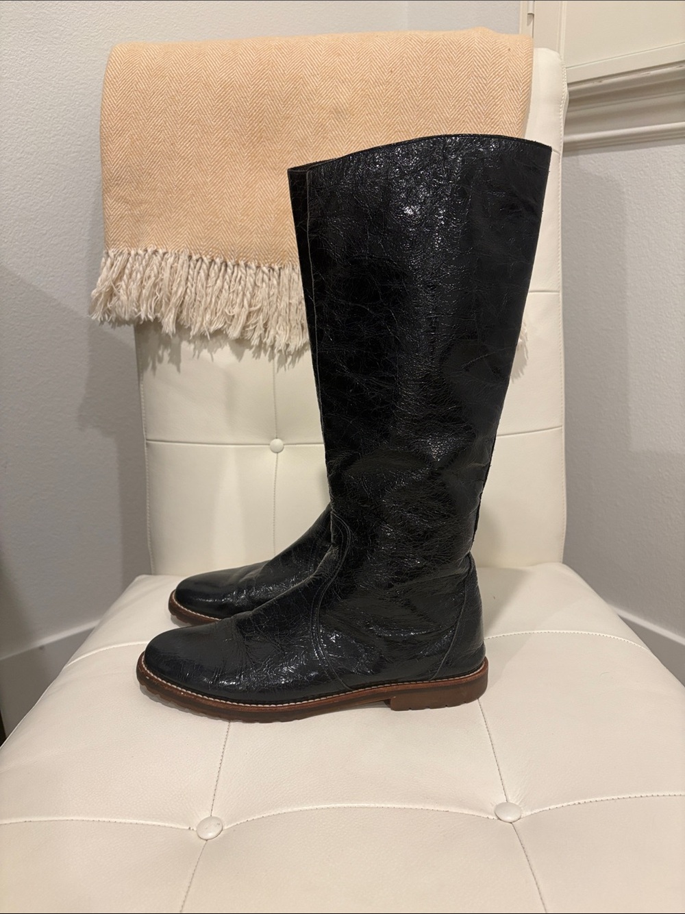 Barney’s CO-OP French Navy patent tall slip on Classic Riding Boot EUC